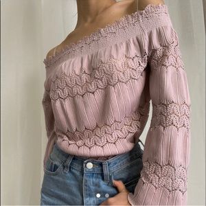Off shoulder Full sleeves